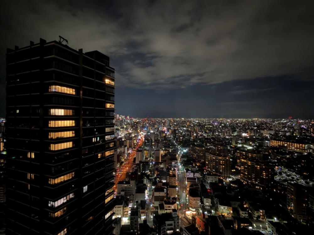 33階から見下ろす輝く夜景！ロマンチックな空間。