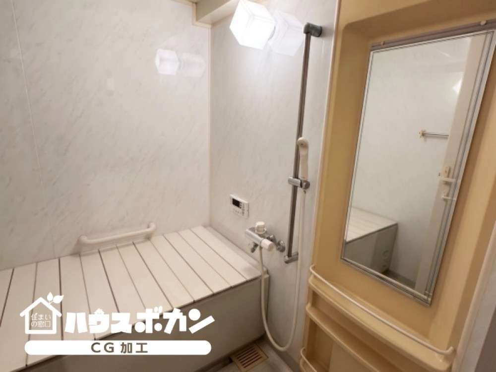 追い炊き機能付きのバスルームです。