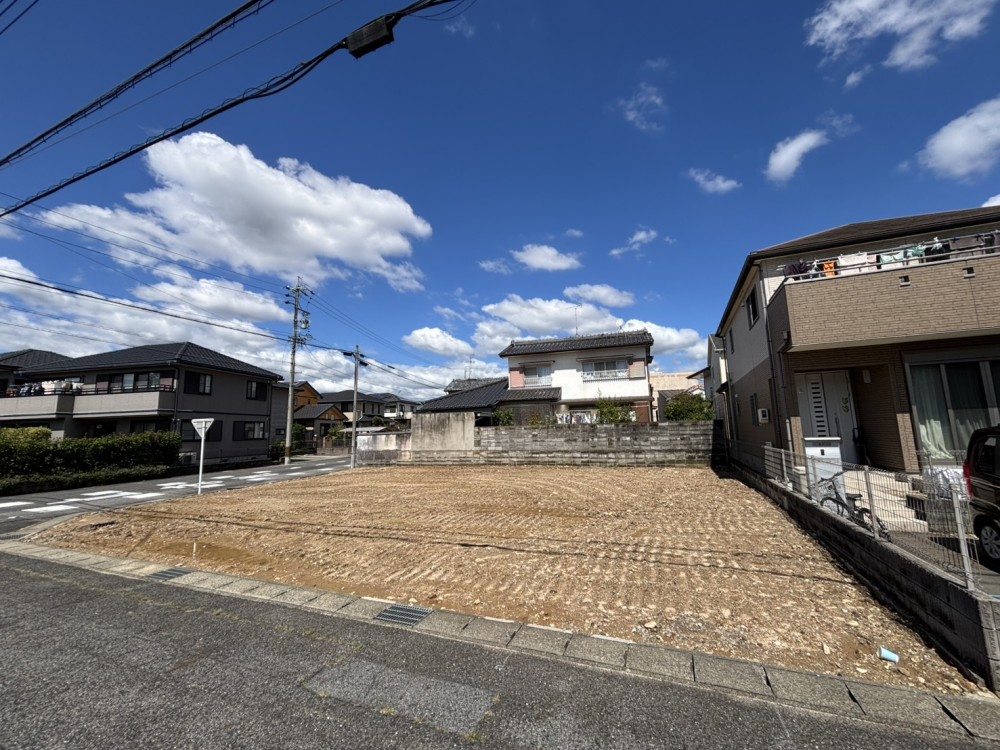 南側約7.9m道路に接する整形地！