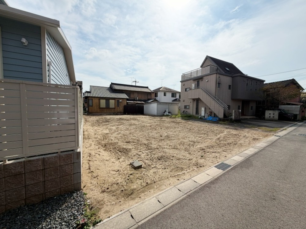 建築条件無し。お好きなメーカーで施工可能◎