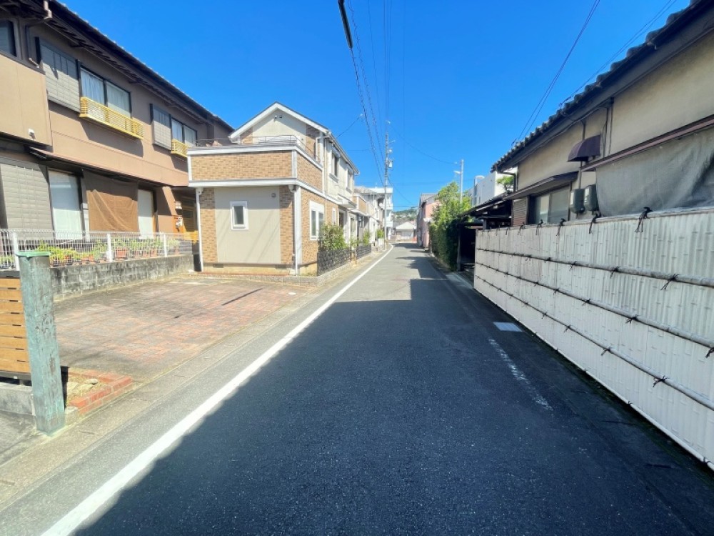 落ち着いた雰囲気の閑静な住宅街です。