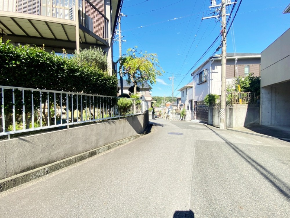 周辺環境充実のエリアです。