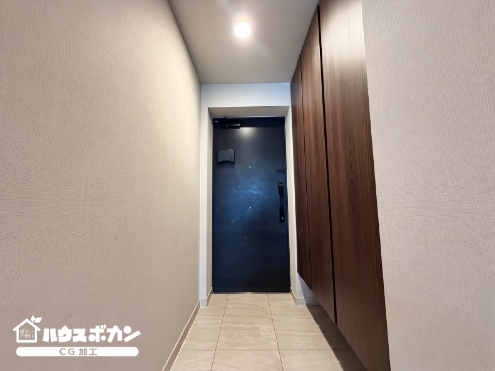 玄関収納付きでいつでもスッキリと片付く玄関です。