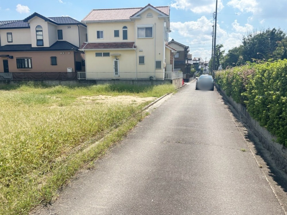 駅まで徒歩約9分と通勤通学に便利！