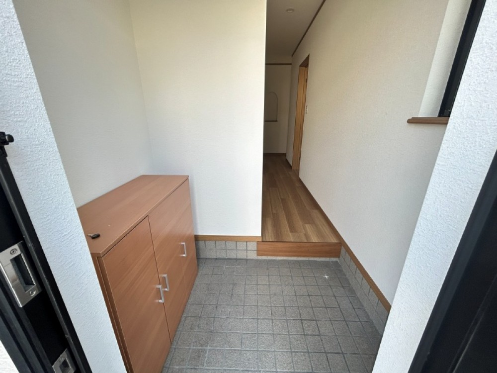 いつでもスッキリと片付く玄関です。