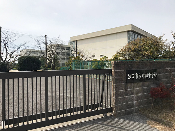 中部中学校 画像